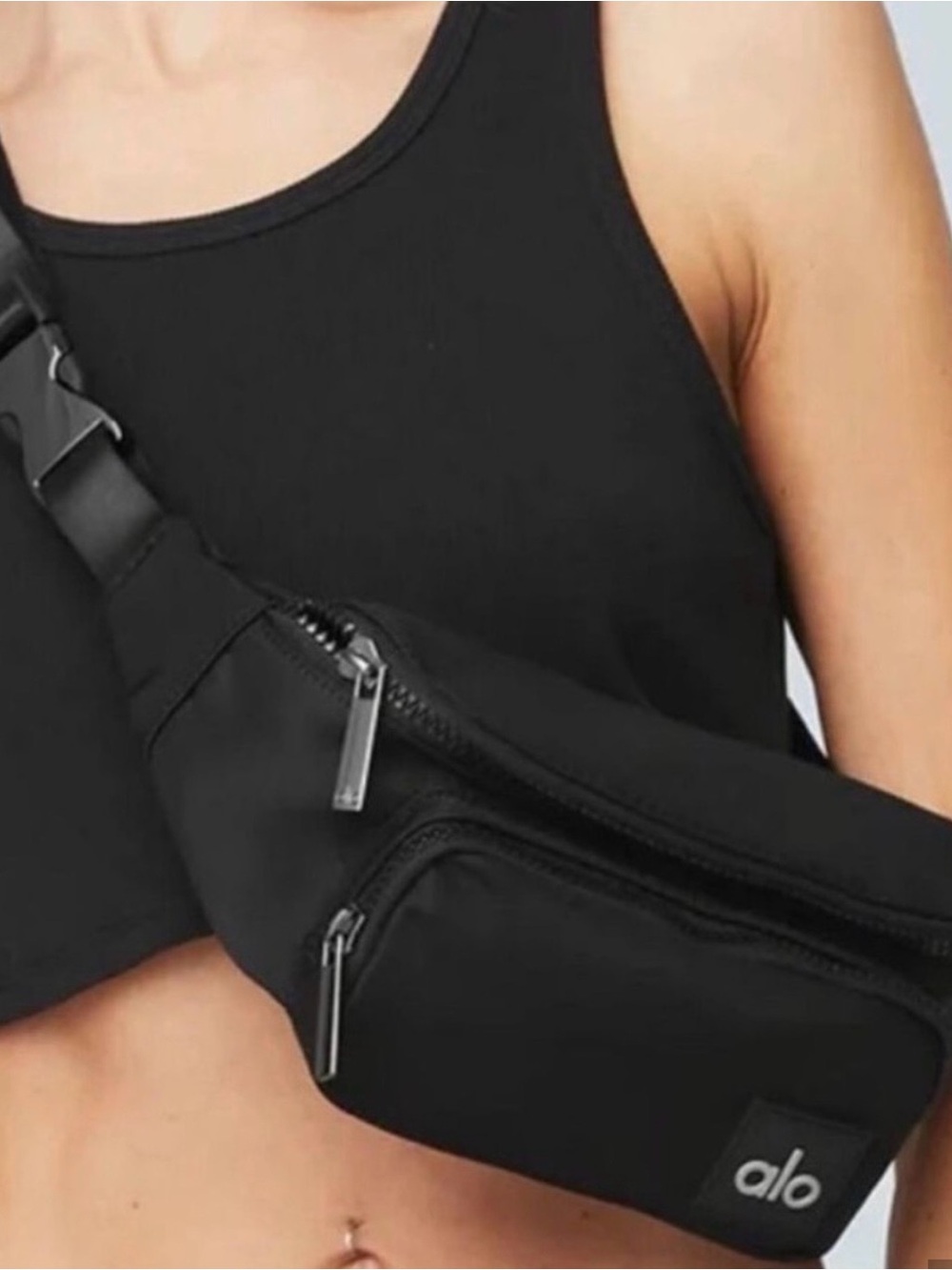 ALO Yoga Black Crossbody Fanny Pack - Picture 3 of 16